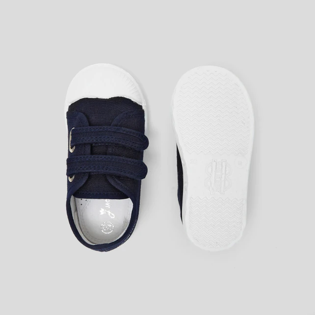 Baby boy canvas tennis shoes