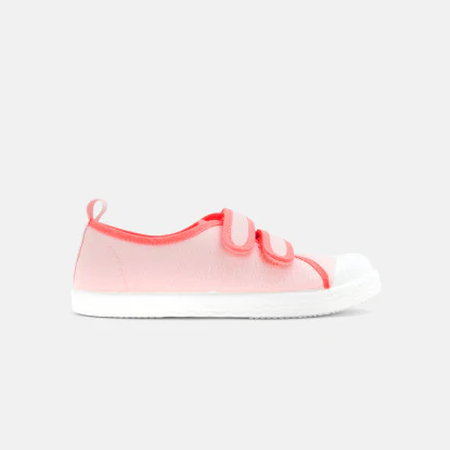 Girl canvas trainers