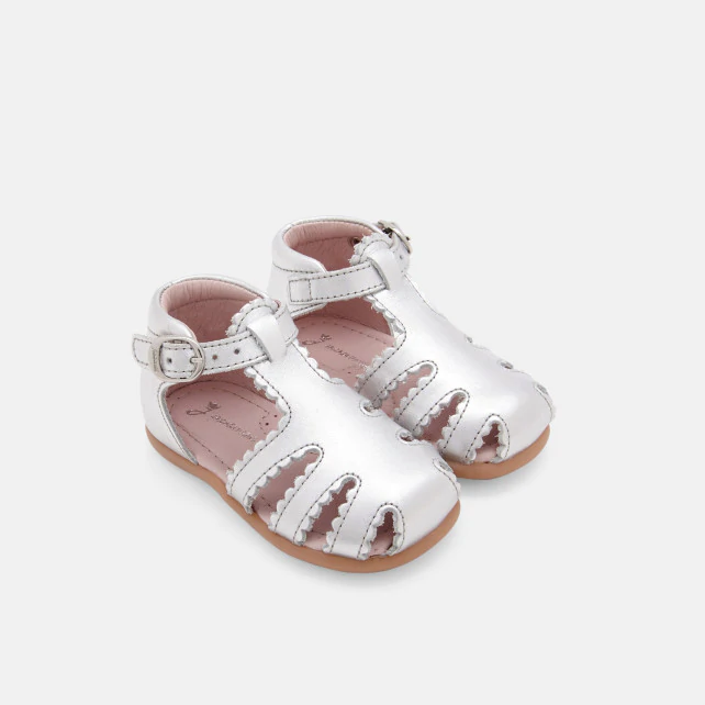 Baby girl pre-walker sandals