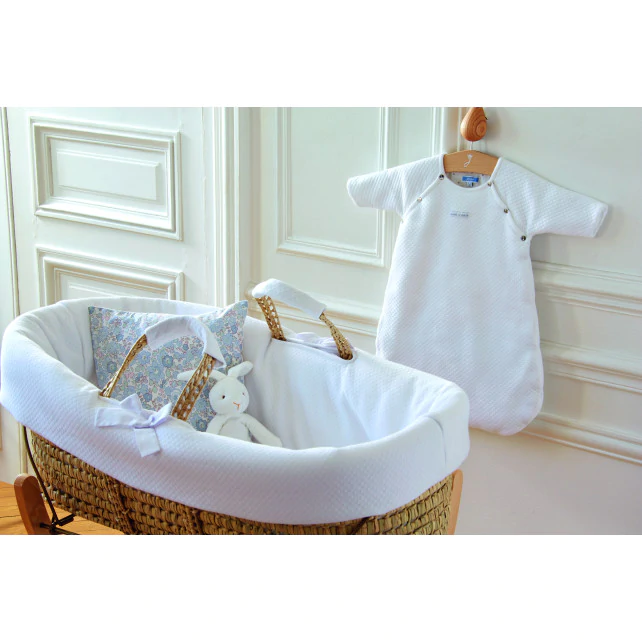 Braided palm bassinet