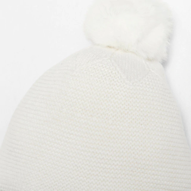 Toddler girl pompom hat-scarf