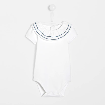 Baby girl bodysuit with a narrow collar