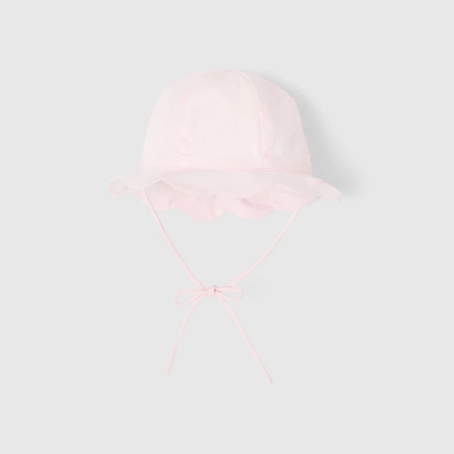 Baby girl scalloped hat