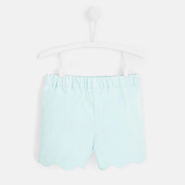 Toddler girl scalloped shorts