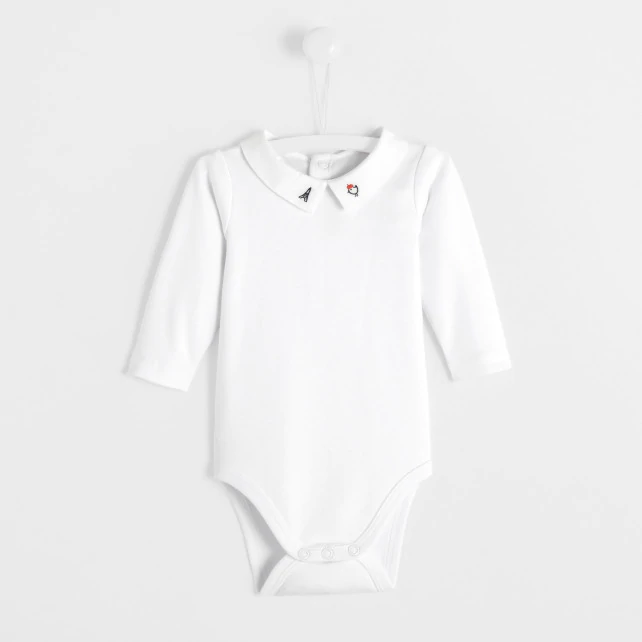 Baby boy bodysuit with embroidered collar