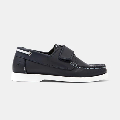 Boy boat shoes