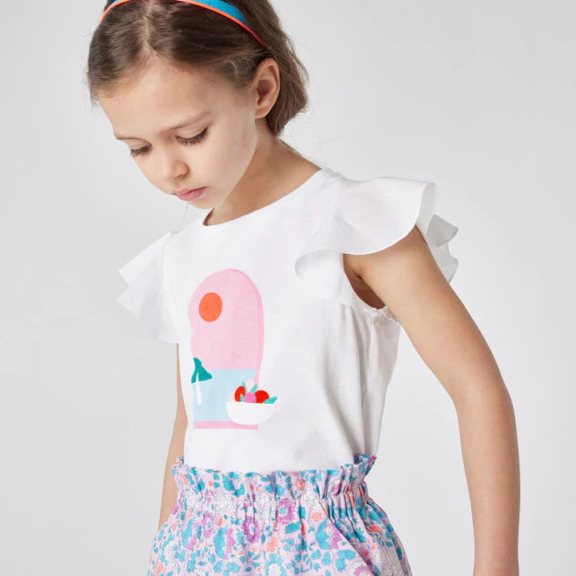 Girl ruffled T-shirt