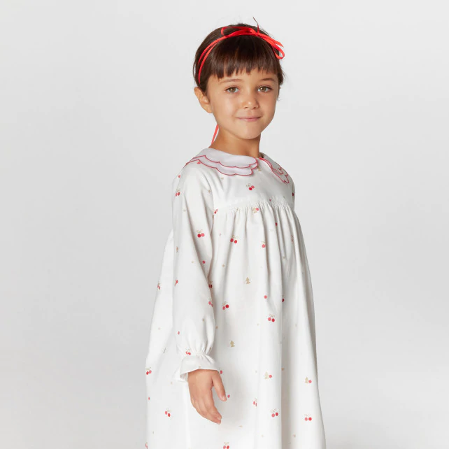 Girl Christmas nightgown