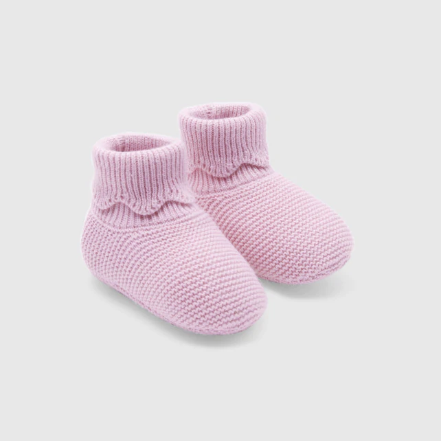 Baby girl knit booties