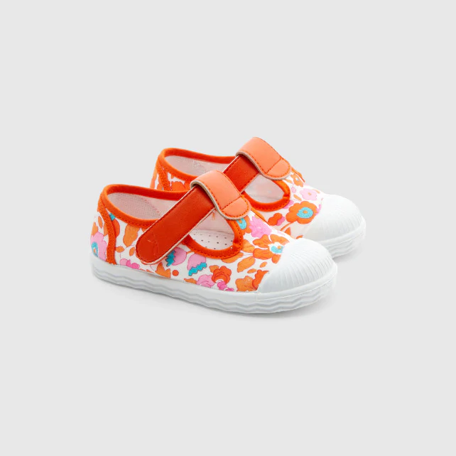 Baby girl sandals in Liberty fabric