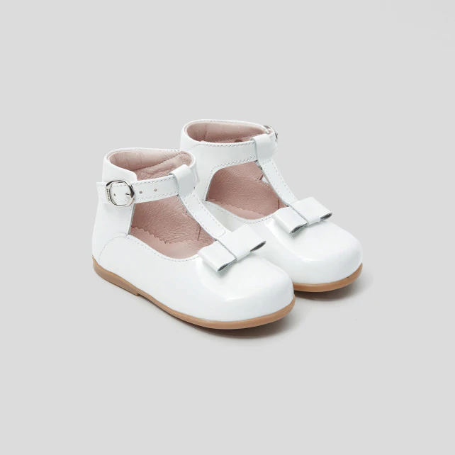 Baby girl leather t-bar shoes