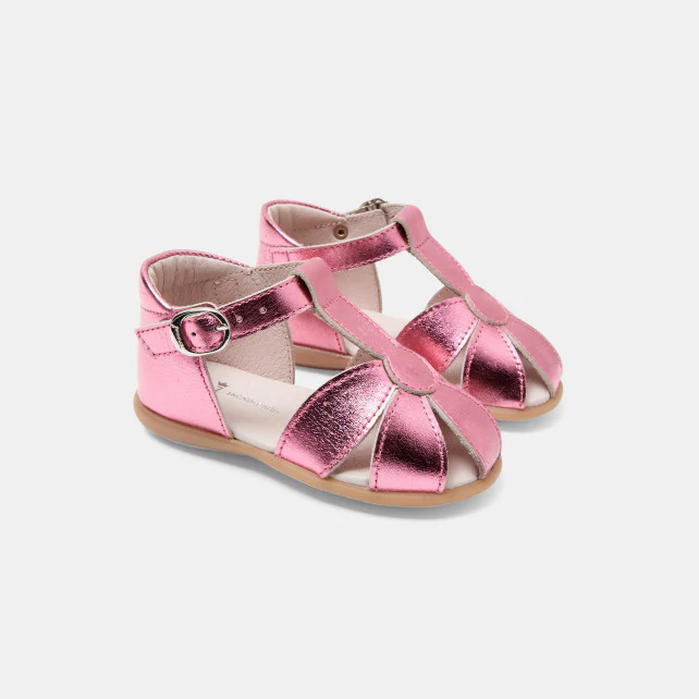 Baby girl iridescent leather sandals