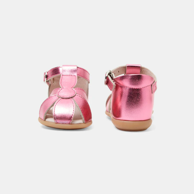 Baby girl iridescent leather sandals