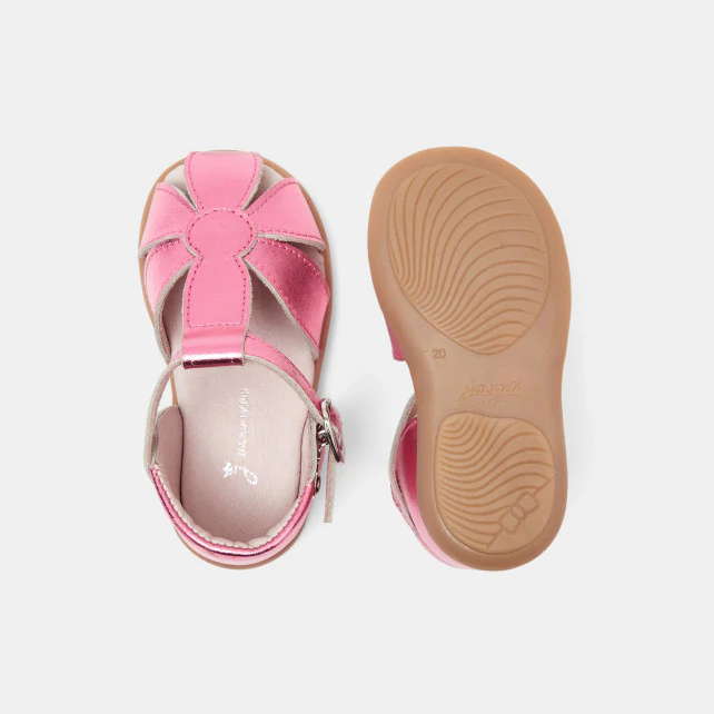 Baby girl iridescent leather sandals