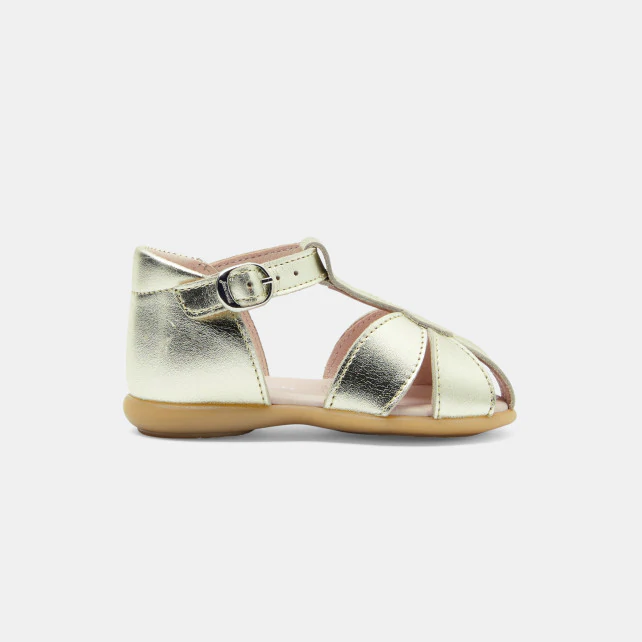 Baby girl iridescent leather sandals