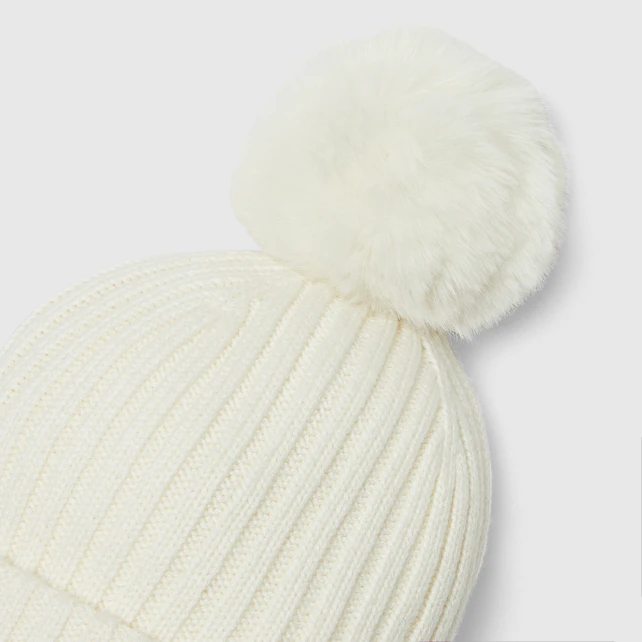 Girl ribbed knit hat