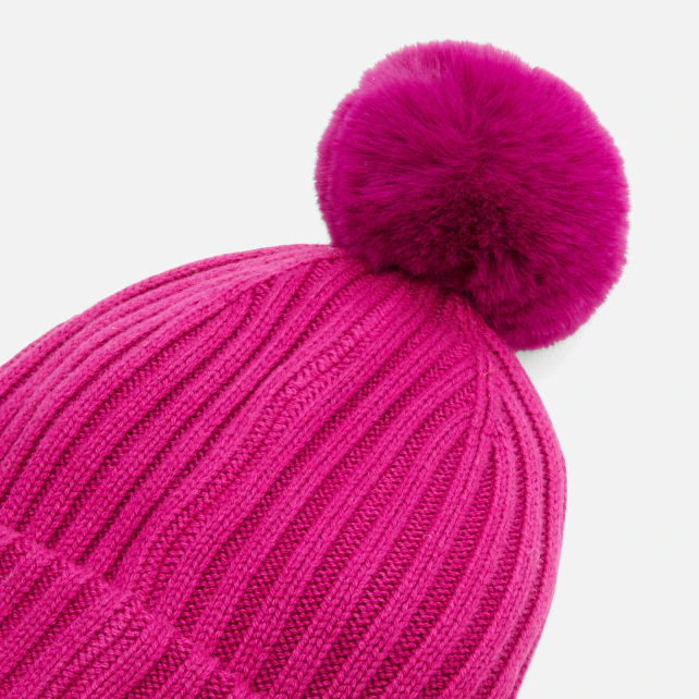 Girl ribbed knit hat