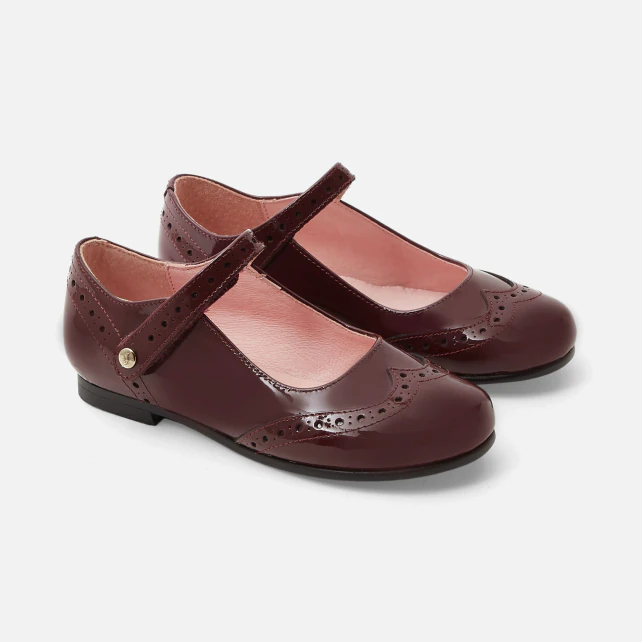 Girl patent leather Mary janes