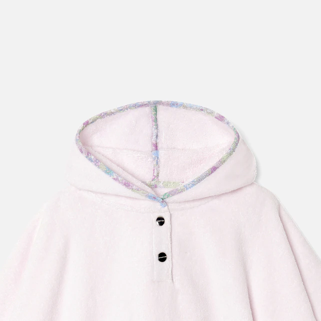 Baby girl bath cape